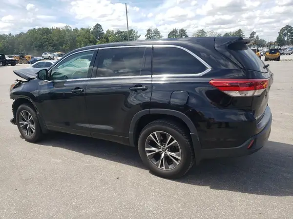 5TDBZRFH4JS498296 2018 TOYOTA HIGHLANDER - Image 2