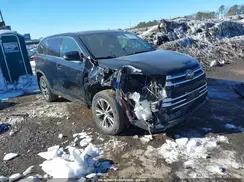 5TDBZRFH4JS820760 2018 TOYOTA HIGHLANDER
