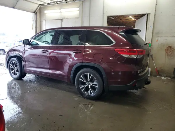 5TDBZRFH4JS841737 2018 TOYOTA HIGHLANDER - Image 2