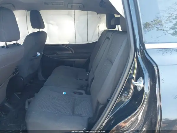 5TDBZRFH4JS851426 2018 TOYOTA HIGHLANDER - Image 8
