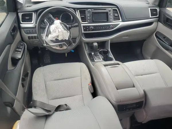 5TDBZRFH4KS701267 2019 TOYOTA HIGHLANDER - Image 8