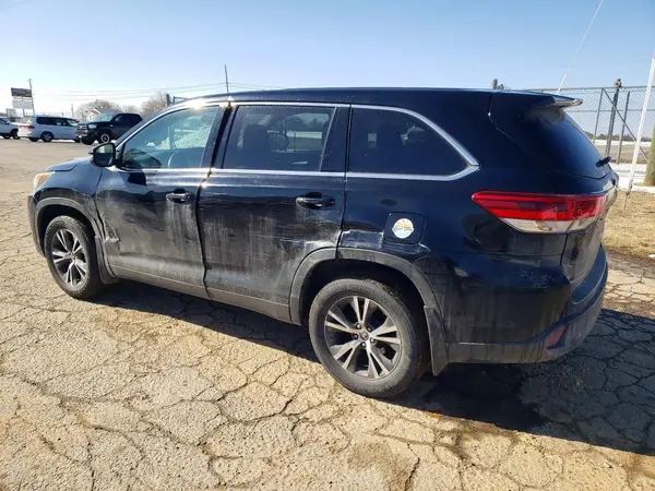 5TDBZRFH4KS725102 2019 TOYOTA HIGHLANDER - Image 2