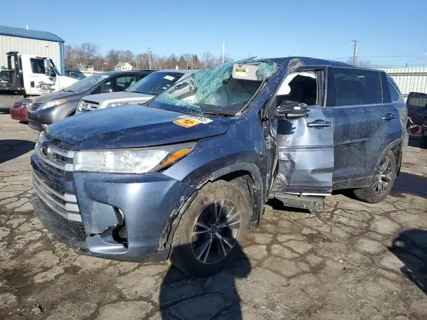 5TDBZRFH4KS738092 2019 TOYOTA HIGHLANDER - Image 1
