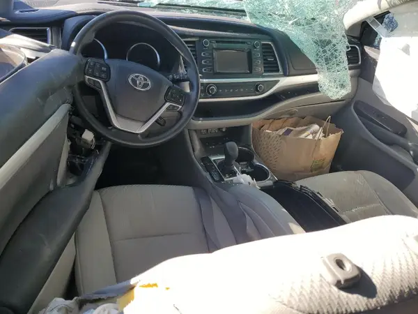 5TDBZRFH4KS738092 2019 TOYOTA HIGHLANDER - Image 8