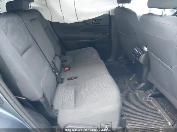 5TDBZRFH4KS738142 2019 TOYOTA HIGHLANDER - Image 8