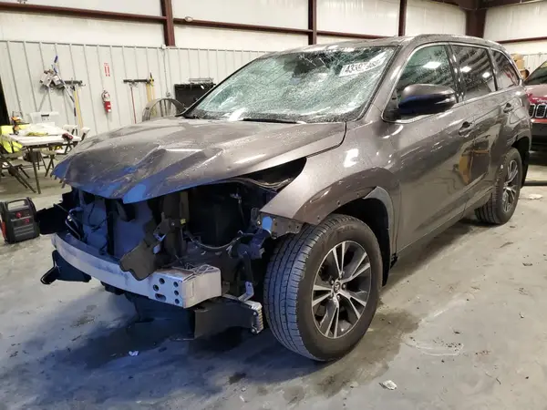 5TDBZRFH4KS738917 2019 TOYOTA HIGHLANDER - Image 1