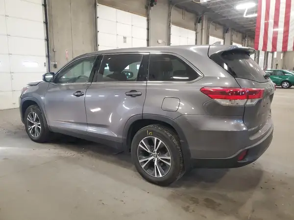 5TDBZRFH4KS740456 2019 TOYOTA HIGHLANDER - Image 2