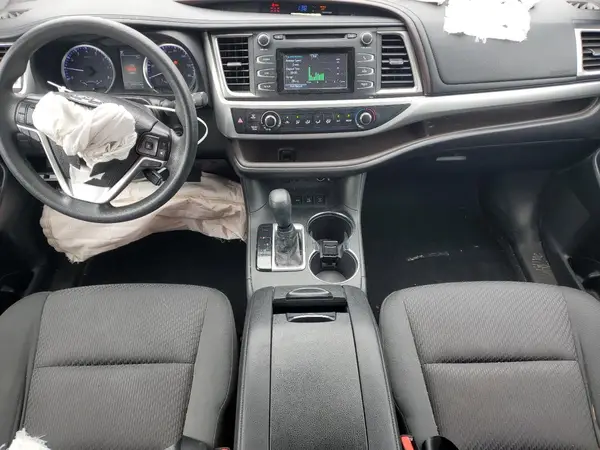 5TDBZRFH4KS937062 2019 TOYOTA HIGHLANDER - Image 8