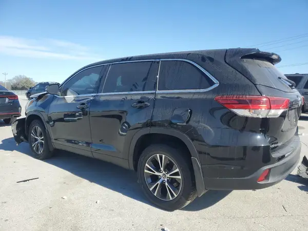 5TDBZRFH4KS941158 2019 TOYOTA HIGHLANDER - Image 2