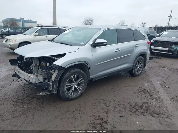 5TDBZRFH4KS964178 2019 TOYOTA HIGHLANDER - Image 2
