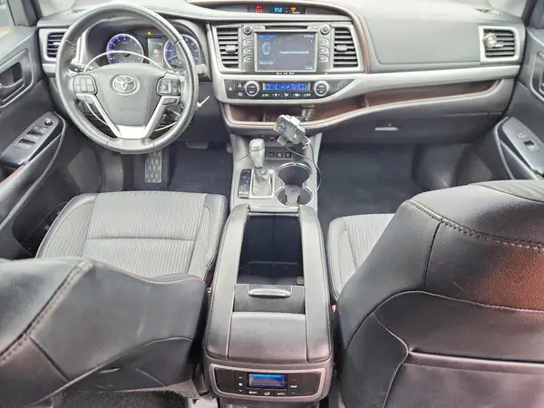 5TDBZRFH4KS969591 2019 TOYOTA HIGHLANDER - Image 8