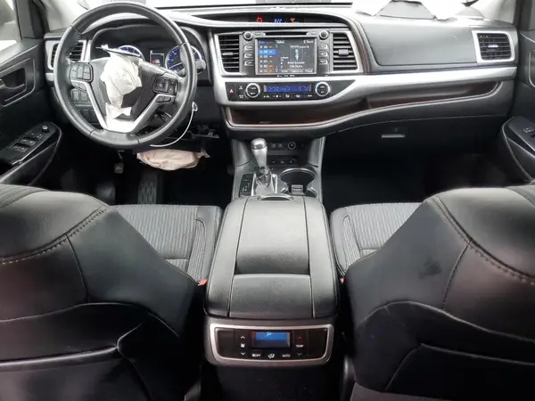 5TDBZRFH4KS973172 2019 TOYOTA HIGHLANDER - Image 8