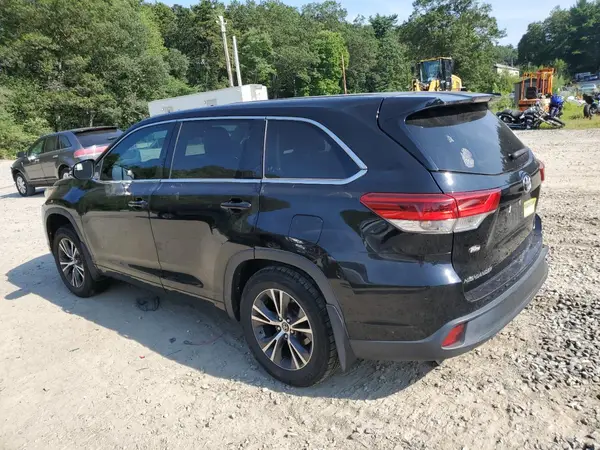 5TDBZRFH5HS391431 2017 TOYOTA HIGHLANDER - Image 2