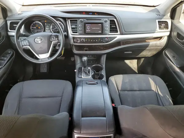 5TDBZRFH5HS391431 2017 TOYOTA HIGHLANDER - Image 8