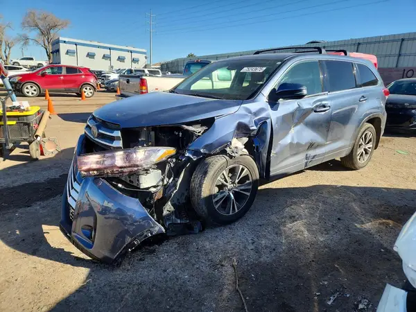 5TDBZRFH5HS403061 2017 TOYOTA HIGHLANDER - Image 1