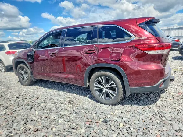 5TDBZRFH5HS420622 2017 TOYOTA HIGHLANDER - Image 2