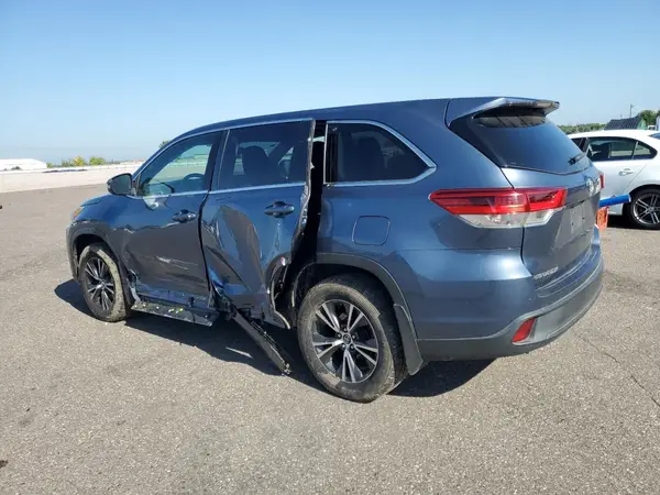 5TDBZRFH5HS451207 2017 TOYOTA HIGHLANDER - Image 2