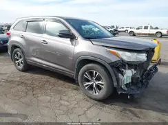 5TDBZRFH5JS812859 2018 TOYOTA HIGHLANDER