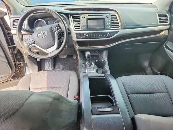 5TDBZRFH5JS845750 2018 TOYOTA HIGHLANDER - Image 8