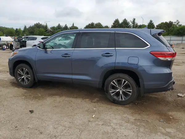 5TDBZRFH5JS852973 2018 TOYOTA HIGHLANDER - Image 2