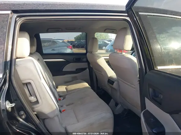 5TDBZRFH5JS866159 2018 TOYOTA HIGHLANDER - Image 8