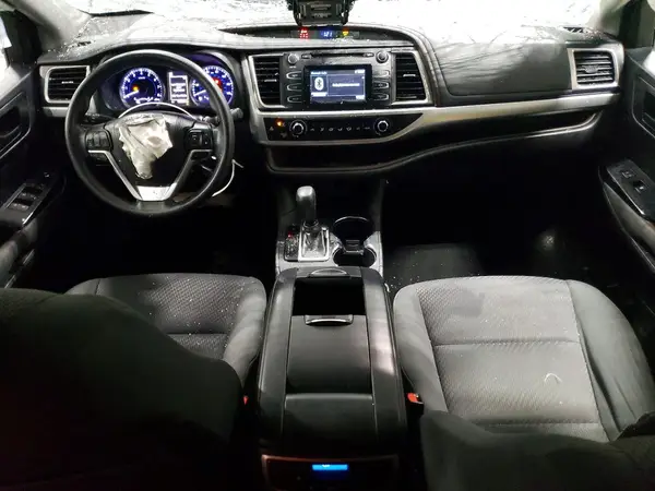 5TDBZRFH5JS870454 2018 TOYOTA HIGHLANDER - Image 8