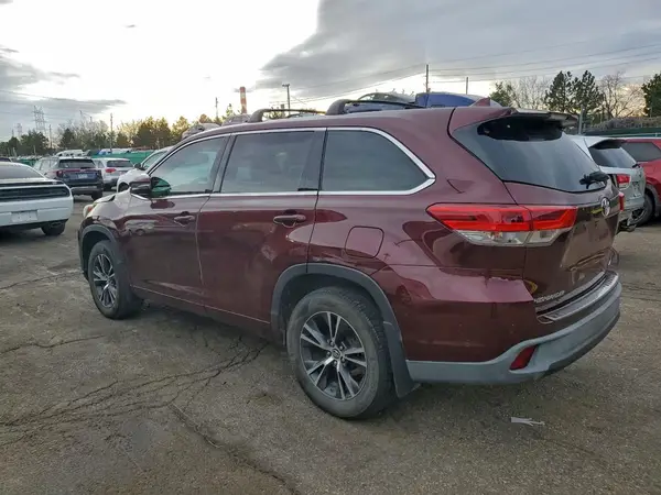 5TDBZRFH5JS901394 2018 TOYOTA HIGHLANDER - Image 2