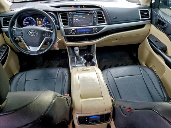 5TDBZRFH5JS901394 2018 TOYOTA HIGHLANDER - Image 8