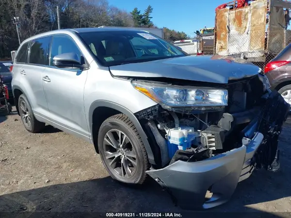 5TDBZRFH5JS913450 2018 TOYOTA HIGHLANDER - Image 1