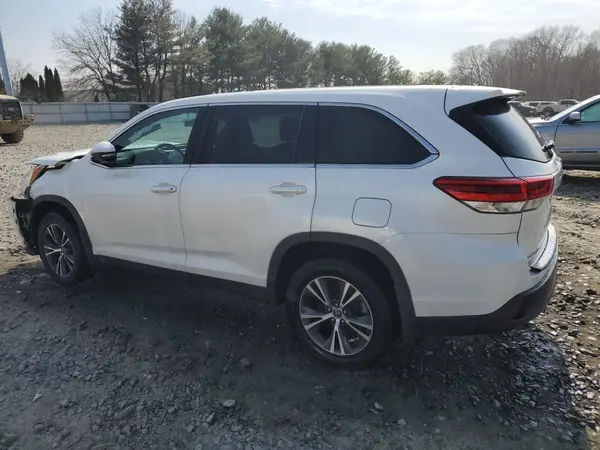 5TDBZRFH5KS707188 2019 TOYOTA HIGHLANDER - Image 2