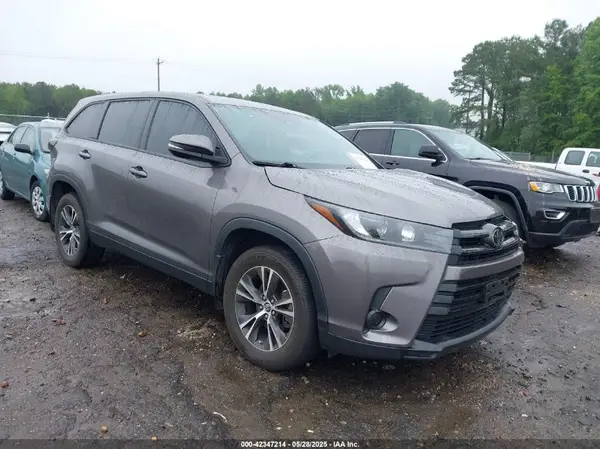 5TDBZRFH5KS736089 2019 TOYOTA HIGHLANDER - Image 1