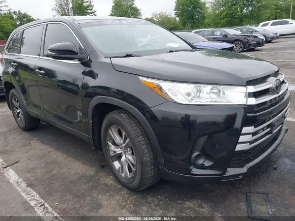 5TDBZRFH5KS950418 2019 TOYOTA HIGHLANDER - Image 1