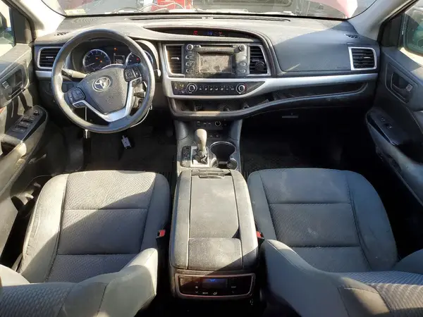 5TDBZRFH5KS958339 2019 TOYOTA HIGHLANDER - Image 8