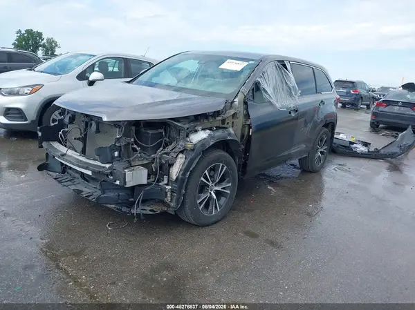 5TDBZRFH5KS960334 2019 TOYOTA HIGHLANDER - Image 2
