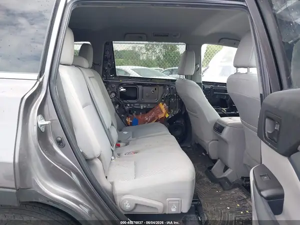 5TDBZRFH5KS960334 2019 TOYOTA HIGHLANDER - Image 8