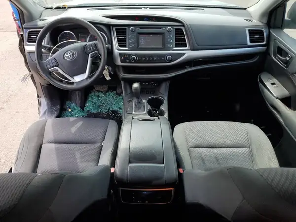 5TDBZRFH5KS963377 2019 TOYOTA HIGHLANDER - Image 8