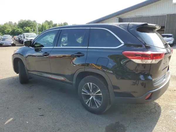 5TDBZRFH5KS967235 2019 TOYOTA HIGHLANDER - Image 2