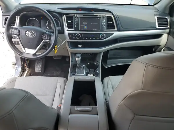 5TDBZRFH5KS987954 2019 TOYOTA HIGHLANDER - Image 8