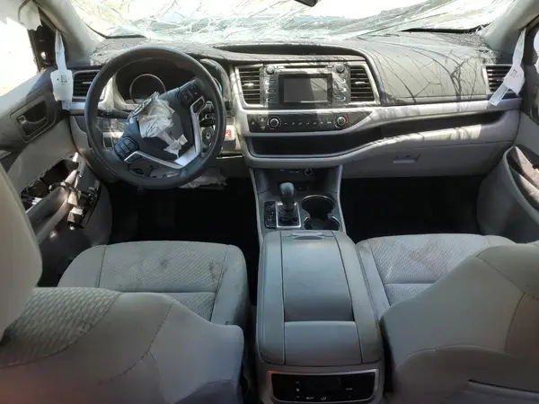 5TDBZRFH5KS996041 2019 TOYOTA HIGHLANDER - Image 8