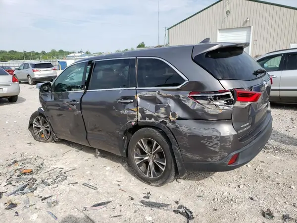 5TDBZRFH6HS484507 2017 TOYOTA HIGHLANDER - Image 2
