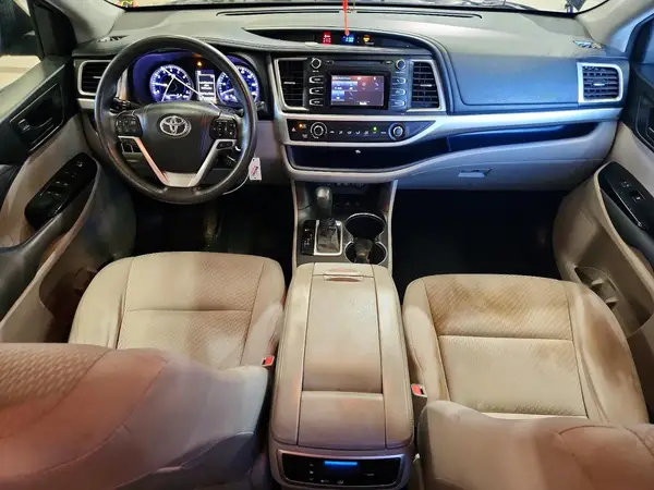 5TDBZRFH6JS808738 2018 TOYOTA HIGHLANDER - Image 8