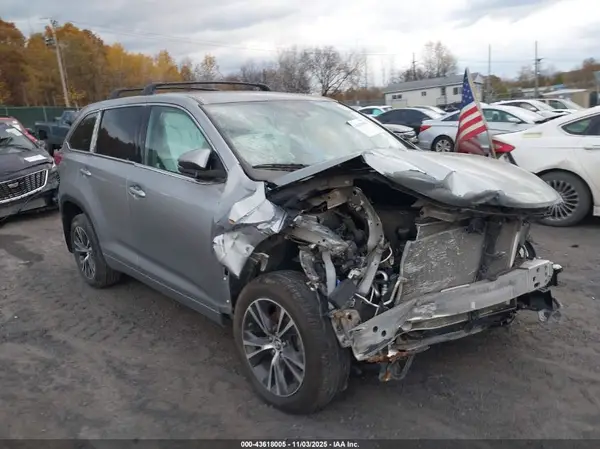 5TDBZRFH6JS862251 2018 TOYOTA HIGHLANDER