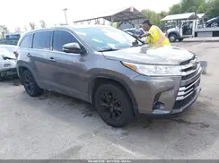 5TDBZRFH6JS892799 2018 TOYOTA HIGHLANDER