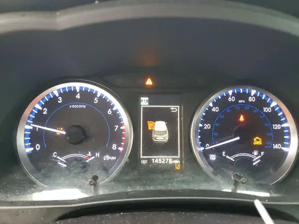 5TDBZRFH6JS899607 2018 TOYOTA HIGHLANDER - Image 8