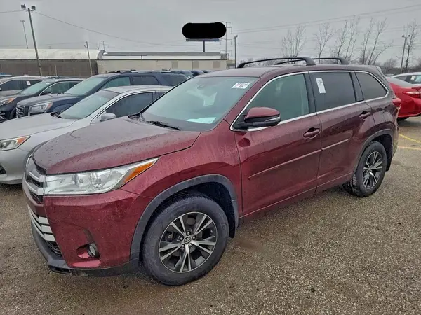5TDBZRFH6JS901971 2018 TOYOTA HIGHLANDER - Image 2