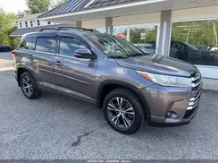 5TDBZRFH6JS913523 2018 TOYOTA HIGHLANDER