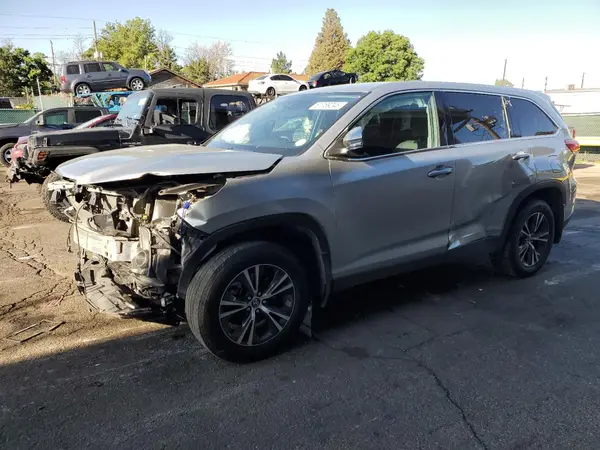 5TDBZRFH6KS737347 2019 TOYOTA HIGHLANDER - Image 1