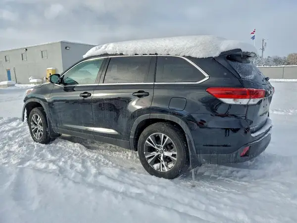 5TDBZRFH6KS917346 2019 TOYOTA HIGHLANDER - Image 2