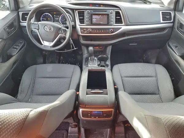 5TDBZRFH6KS917346 2019 TOYOTA HIGHLANDER - Image 8