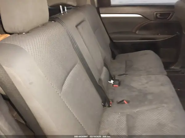 5TDBZRFH6KS928637 2019 TOYOTA HIGHLANDER - Image 8